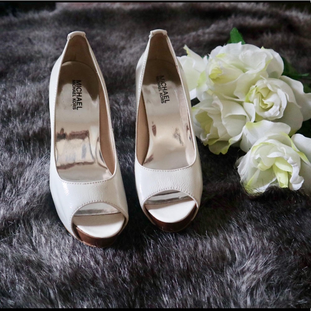 Michael kors Peep toe Pumps